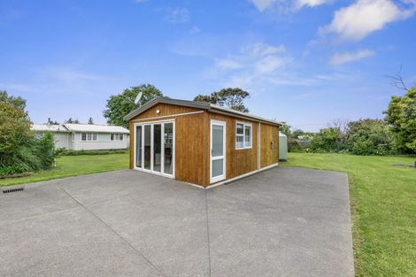 Photo of property in 78 Howard Road, Orere Point, Papakura, 2585