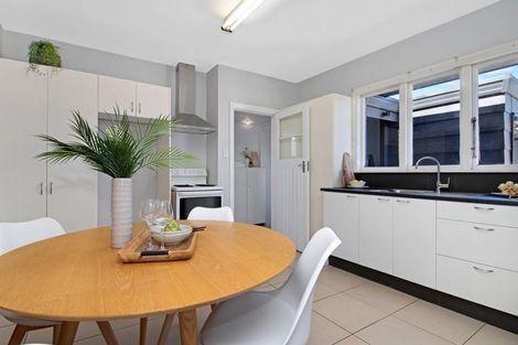 Photo of property in 11 Craven Street, Sockburn, Christchurch, 8042