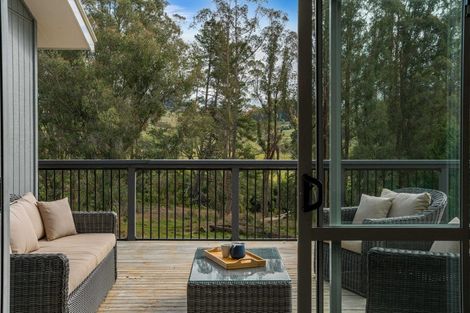 Photo of property in 140 Acacia Heights Drive, Acacia Bay, Taupo, 3385