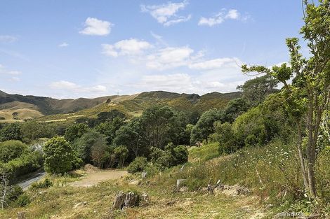 Photo of property in 373 Makara Road, Makara, Karori, 6972