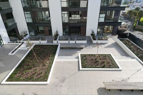 Photo of property in 109/9 Madeira Lane, Grafton, Auckland, 1023