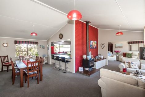 Photo of property in 60 Nash Parade, Foxton Beach, Foxton, 4815
