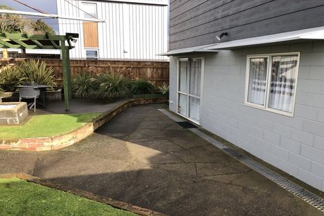 Photo of property in 150 Lemon Street, Strandon, New Plymouth, 4312