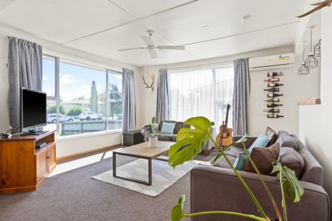 Photo of property in 52 Leicester Avenue, Tamatea, Napier, 4112