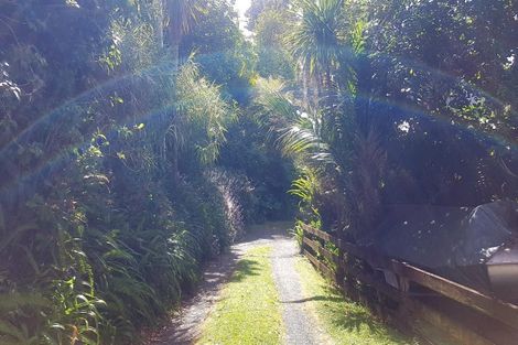 Photo of property in 5 Opahi Bay Road, Mahurangi West, Warkworth, 0983