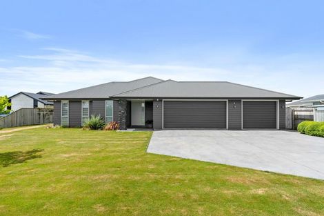 Photo of property in 4 Warrington Court, Carterton, 5713