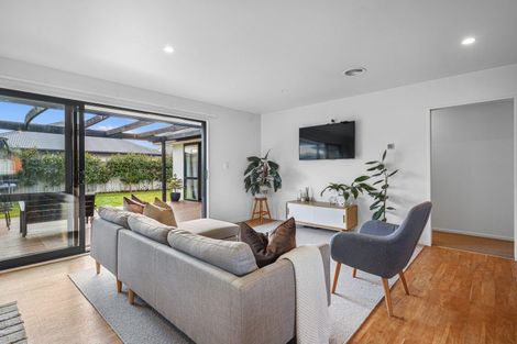 Photo of property in 6 Waimarie Street, Pegasus, 7612