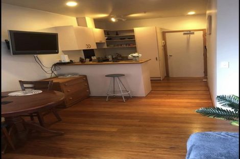 Photo of property in Terrace Tower Apartments, 3c/126 The Terrace, Wellington Central, Wellington, 6011