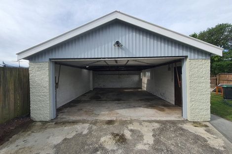 Photo of property in 150 Queenspark Drive, Parklands, Christchurch, 8083