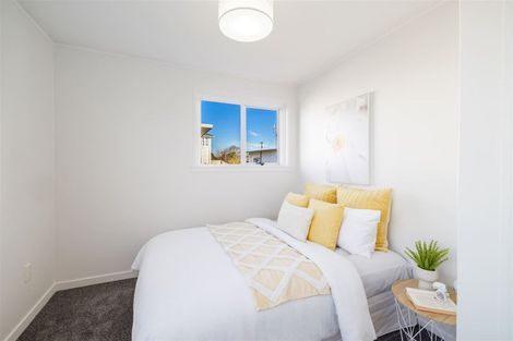 Photo of property in 14 Rowcliffe Crescent, Avonside, Christchurch, 8061