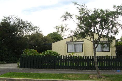 Photo of property in 36 Estuary Crescent, Fairfield, Dunedin, 9018