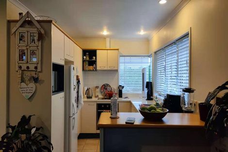 Photo of property in 3 Lantern Court, Henderson, Auckland, 0612