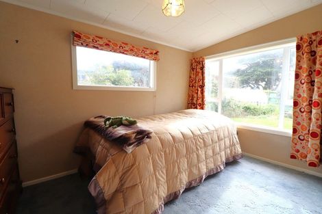 Photo of property in 19 Lake Road, Longbush, Invercargill, 9871