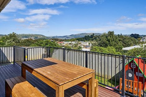 Photo of property in 29 Penguin Grove, Waitangirua, Porirua, 5024