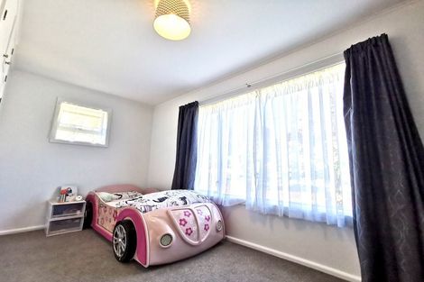 Photo of property in 12 Hornsby Street, Bishopdale, Christchurch, 8053