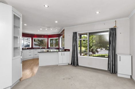 Photo of property in 3 Tironui Terrace, Western Heights, Hamilton, 3200