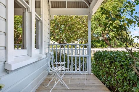 Photo of property in 51 Weld Street, Martinborough, 5711