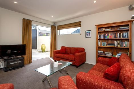 Photo of property in 28 Wairarapa Terrace, Merivale, Christchurch, 8014
