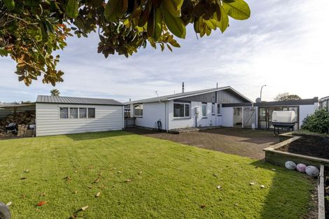 Photo of property in 49 Gardenia Avenue, Bell Block, New Plymouth, 4312