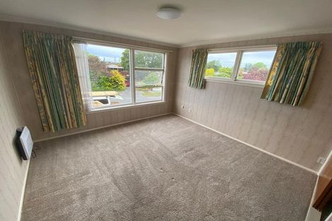 Photo of property in 25 Oakfield Street, Burnside, Christchurch, 8053