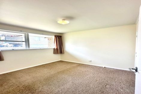 Photo of property in 2/236 Pakuranga Road, Pakuranga Heights, Auckland, 2010
