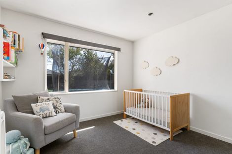 Photo of property in 21 Linkwater Way, Parklands, Christchurch, 8083