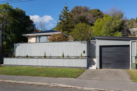 Photo of property in 202 Centaurus Road, Saint Martins, Christchurch, 8022