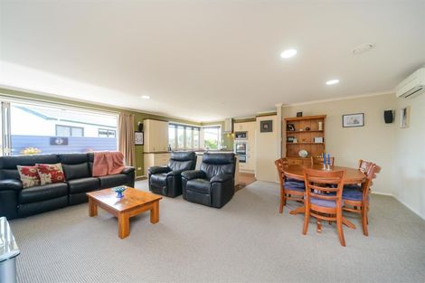 Photo of property in 39 Pukepapa Road, Marton, 4710