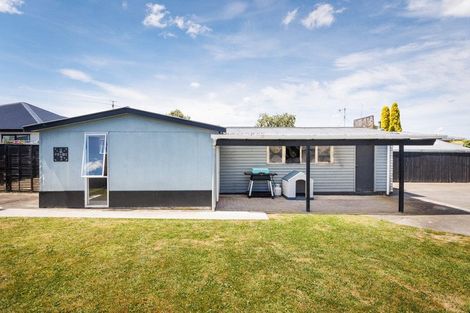 Photo of property in 108 Apollo Parade, Milson, Palmerston North, 4414