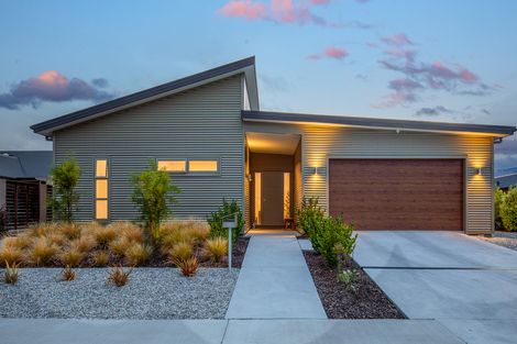 Photo of property in 37 Larch Crescent, Alexandra, 9320