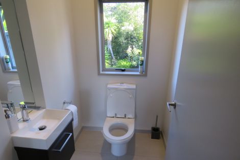 Photo of property in 4 Broadview Road, Opua, 0200