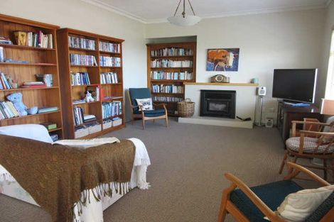 Photo of property in 90 Mount Street, Nelson South, Nelson, 7010