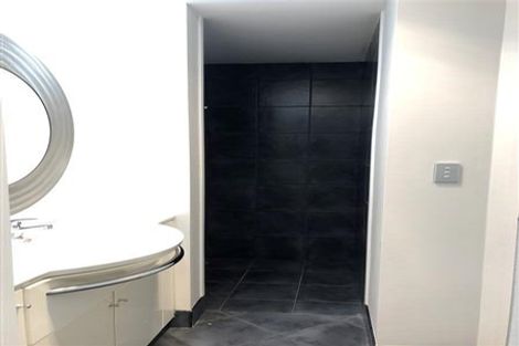 Photo of property in 8 Whitcombe Road, Bucklands Beach, Auckland, 2012