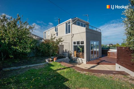 Photo of property in 16 Hunt Street, Andersons Bay, Dunedin, 9013