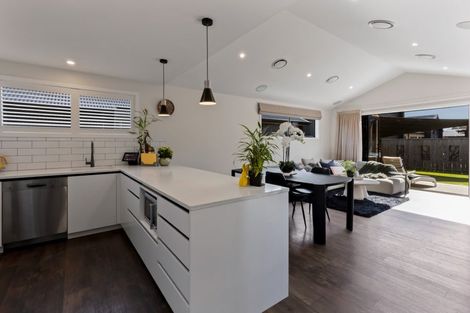 Photo of property in 64 Jack Hanley Drive, Jacks Point, Queenstown, 9371