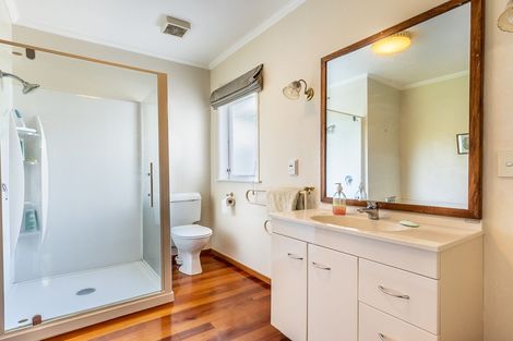 Photo of property in 8 Kohekohe Road, Waikanae, 5036