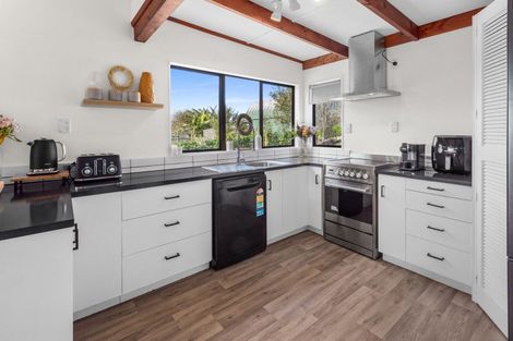 Photo of property in 400 Apotu Road, Kauri, Kamo, 0185