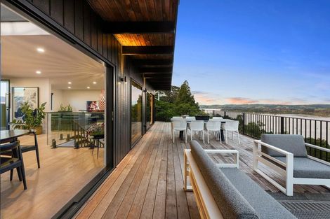 Photo of property in 175 Sandspit Road, Shelly Park, Auckland, 2014