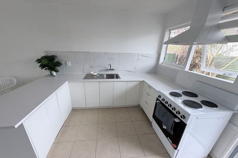 Photo of property in 2/33 Ashlynne Avenue, Papatoetoe, Auckland, 2025