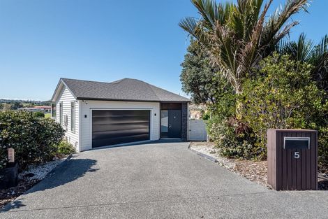 Photo of property in 5 Bella Vista Drive, Gulf Harbour, Whangaparaoa, 0930