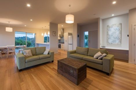 Photo of property in 37 Te Akau Drive, Russell, 0272