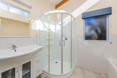 Photo of property in 61 Doves Bay Road, Kerikeri, 0294