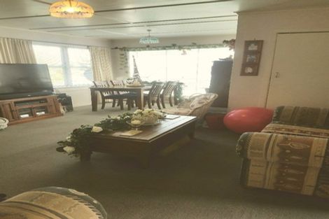 Photo of property in 1/4 Argyle Road, Browns Bay, Auckland, 0630