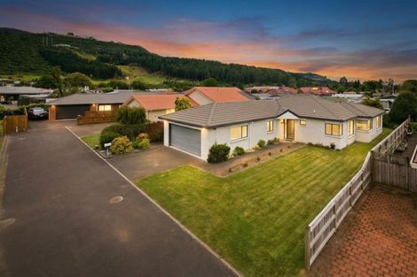 Photo of property in 9 Ashmore Place, Fairy Springs, Rotorua, 3015