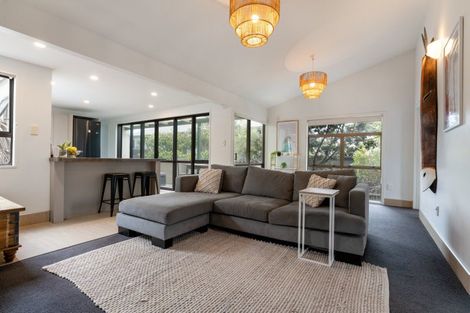 Photo of property in 1/30 Marine Parade, Mount Maunganui, 3116