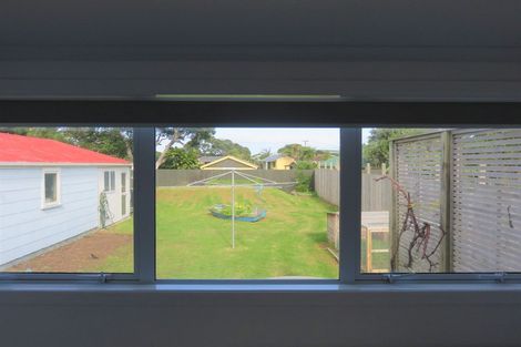 Photo of property in 30 Sea View Road, Baylys Beach, Dargaville, 0377