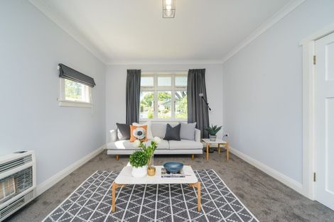 Photo of property in 35 Florence Avenue, Palmerston North, 4414