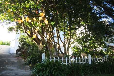 Photo of property in 21 Totara Crescent, Woburn, Lower Hutt, 5010