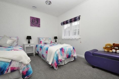 Photo of property in 35 Township Road, Waitakere, Auckland, 0816