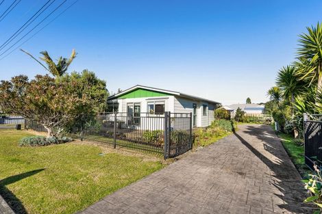 Photo of property in 81 One Tree Point Road, One Tree Point, 0118